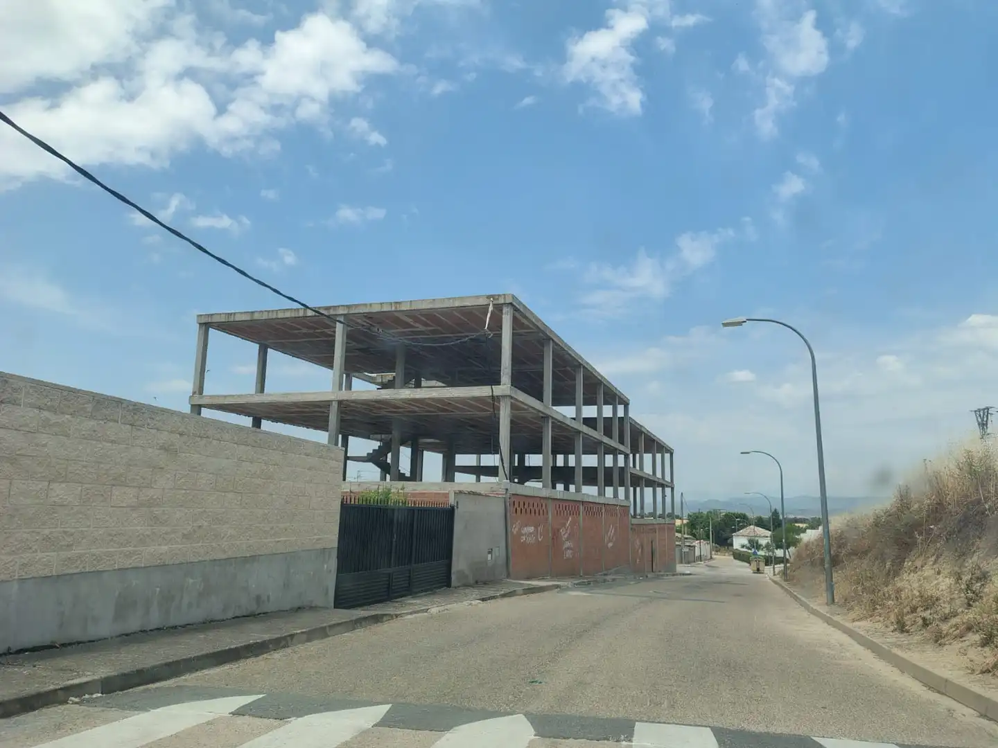 Unique properties with lift for sale in Calle Cuatro Caminos 10