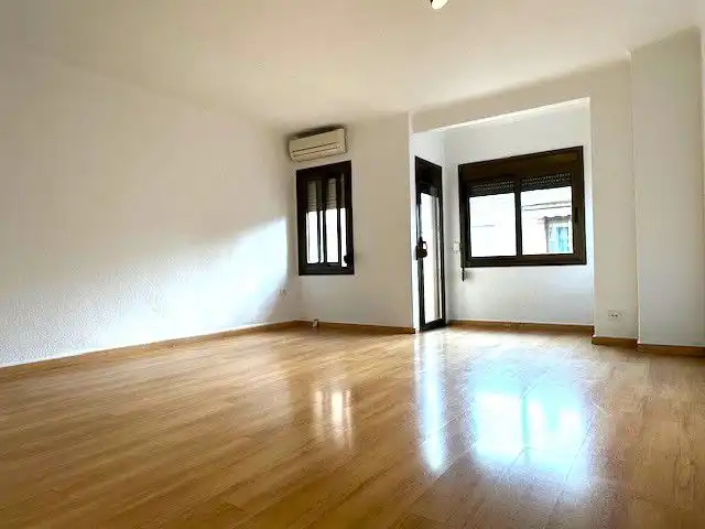 Wohnung zur Miete in Sant Boi de Llobregat, Barcelona