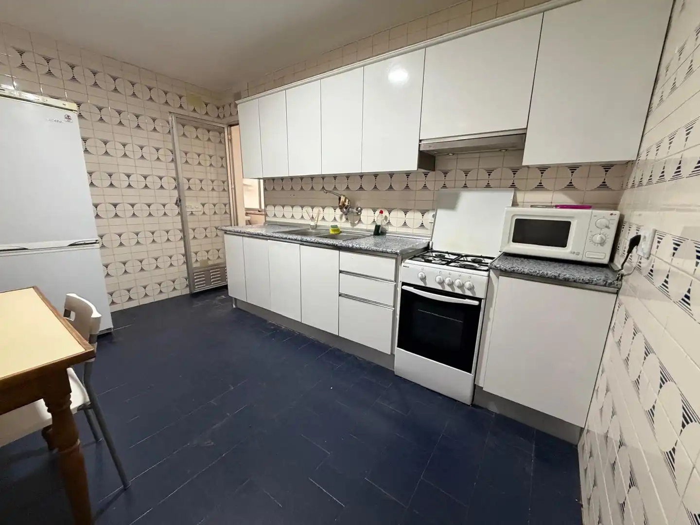 Cocina de Piso para compartir en Jaén con Aire acondicionado, Calefacción y Amueblado