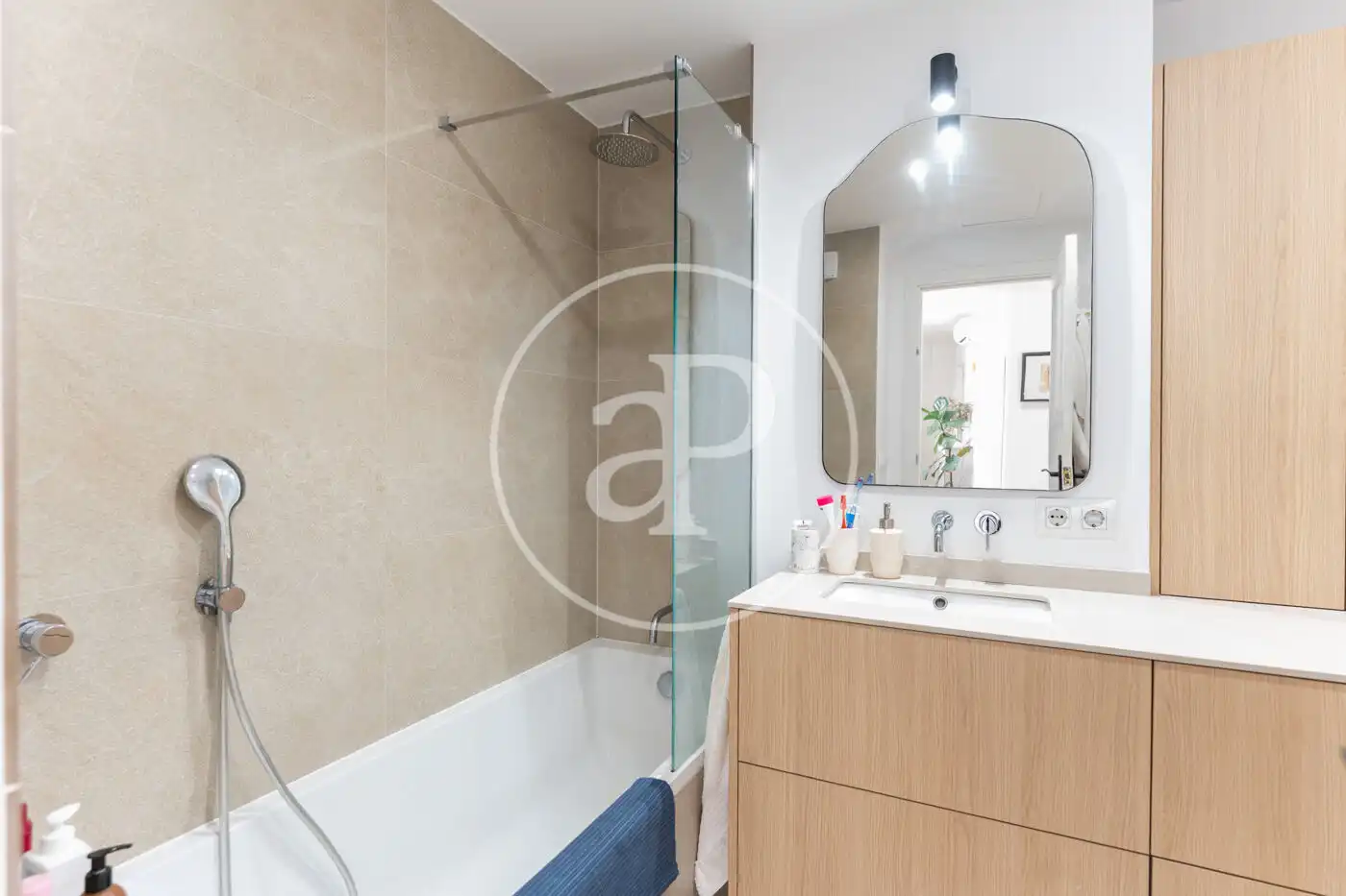 Baño de Piso de alquiler en  Palma de Mallorca con Aire acondicionado y Calefacción