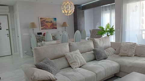 Foto 2 de Piso en venta en Gran Vía Juan Carlos I, Gran Via, Logroño