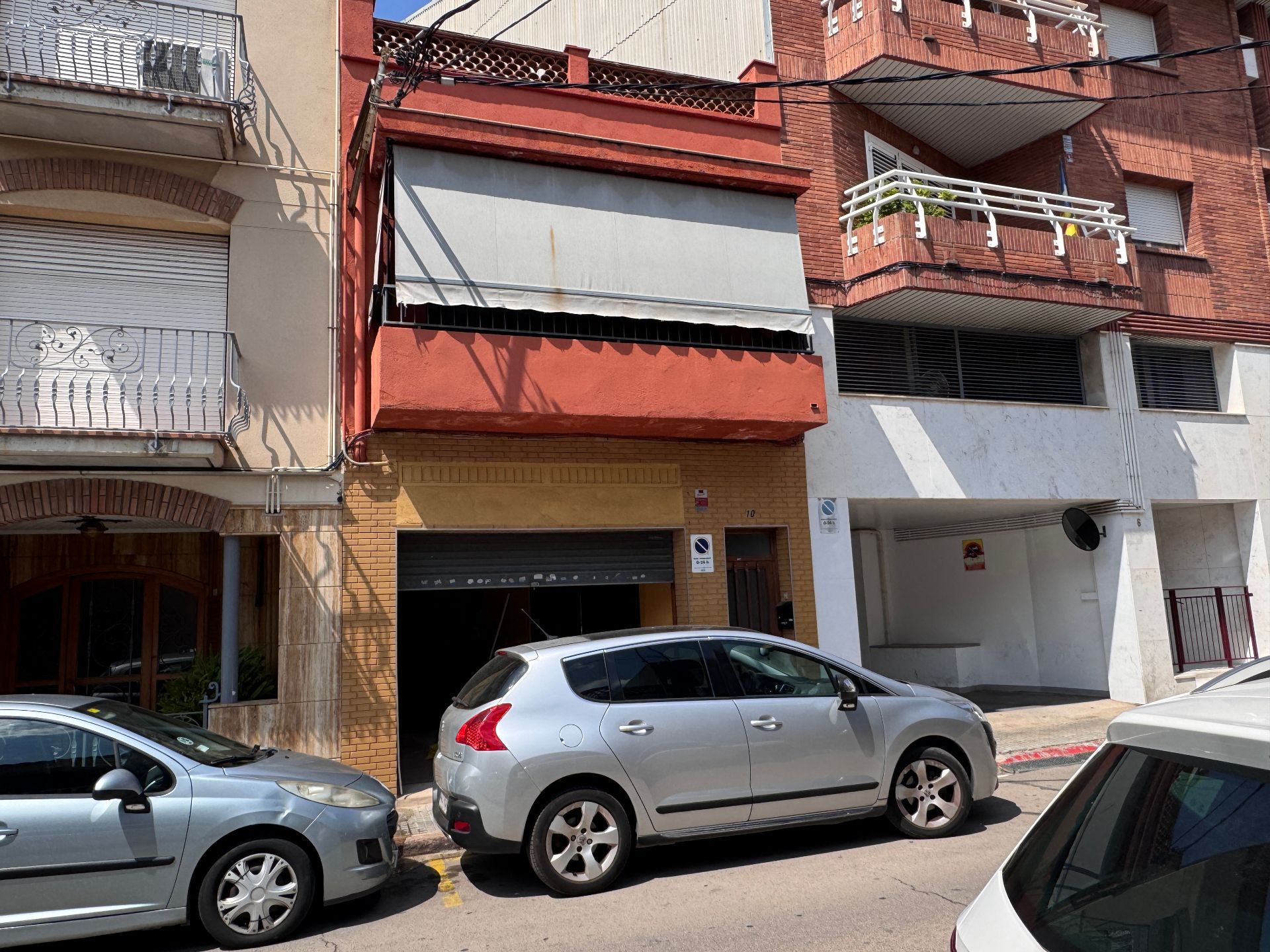 Exterior view of Single-family semi-detached for sale in Granollers  with Terrace and Balcony