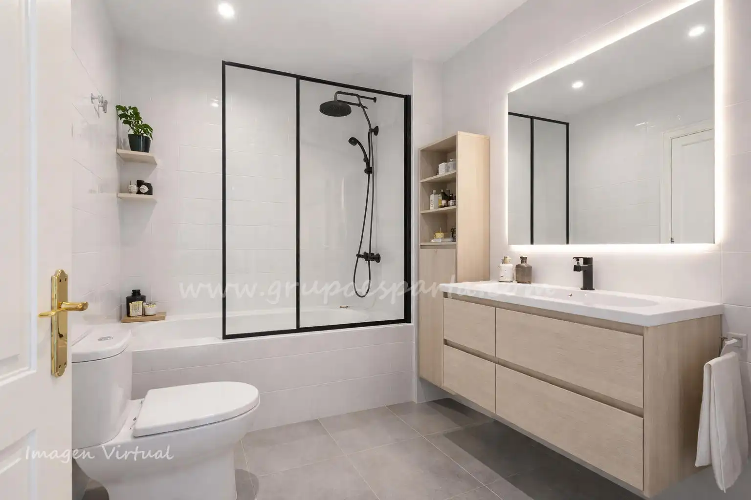 Bathroom of Detached homes for sale in Espartinas  with Air Conditioner, Heating and Oven