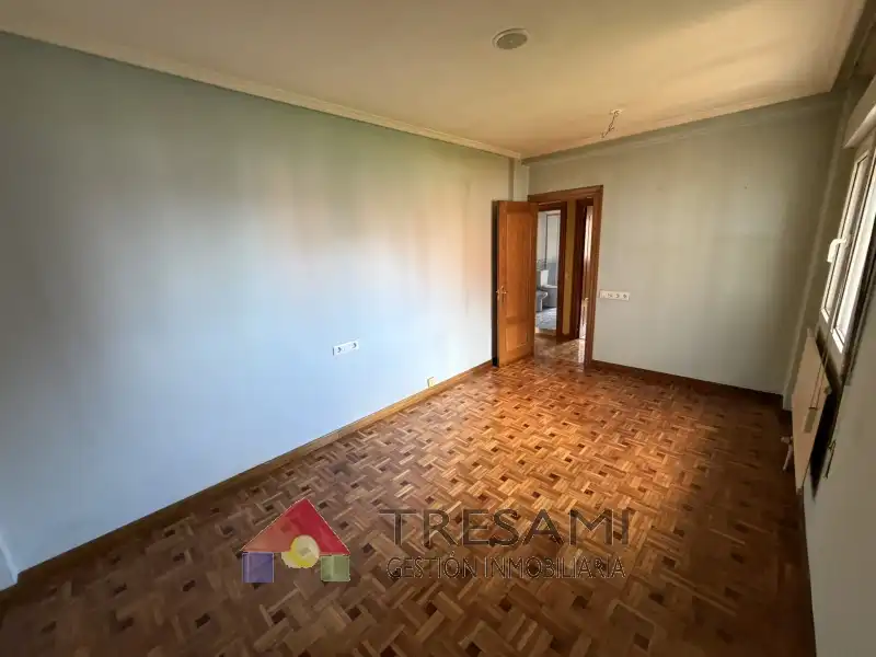 Bedroom of Flat for sale in Gijón   with Heating