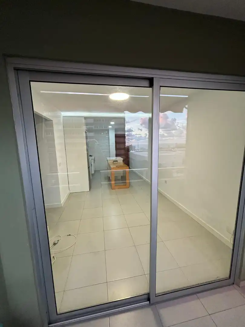Flat for rent in Calle Heliodoro Rodríguez López, 26, La Salle - Cuatro Torres