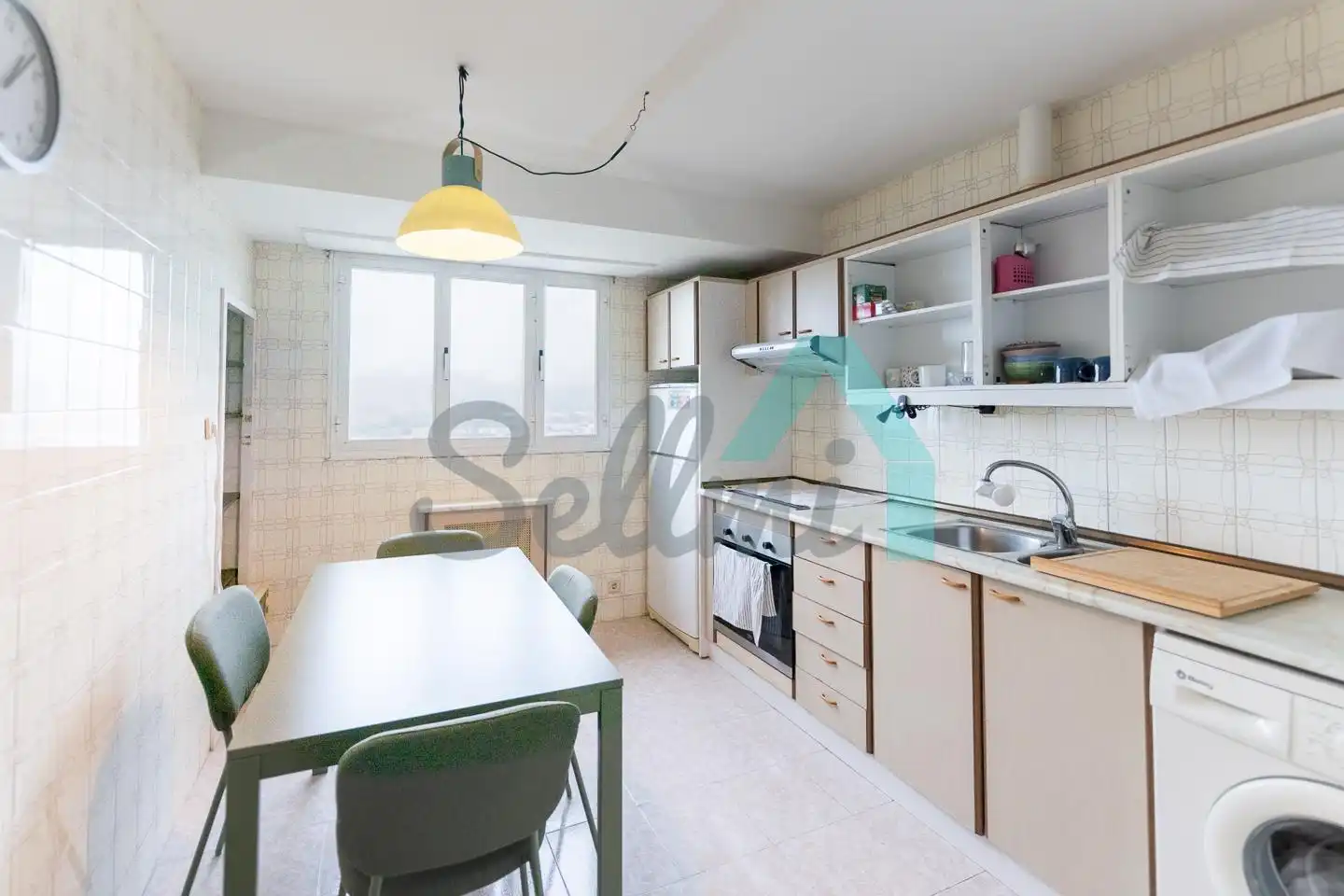 Küche von Wohnung zur Miete in Oviedo  mit Heizung, Parkett und Terrasse