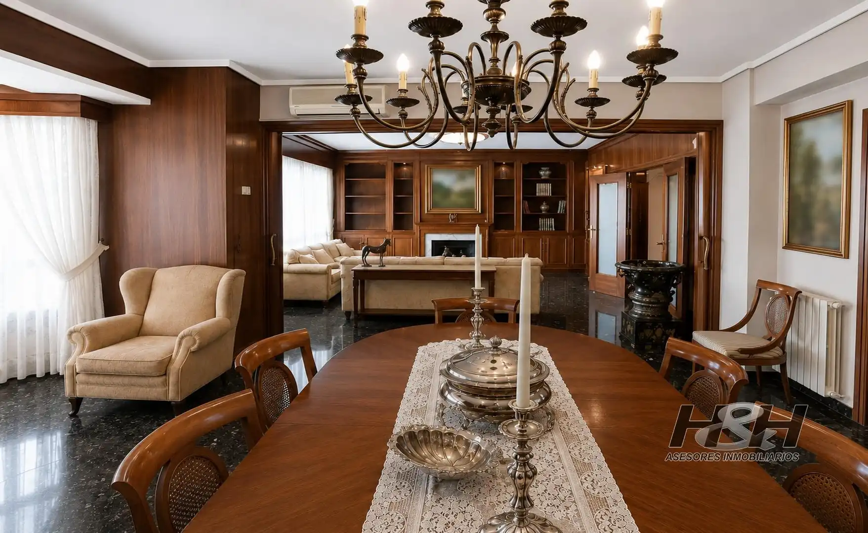 Comedor de Piso en venta en Valencia con Aire acondicionado, Calefacción y Balcón