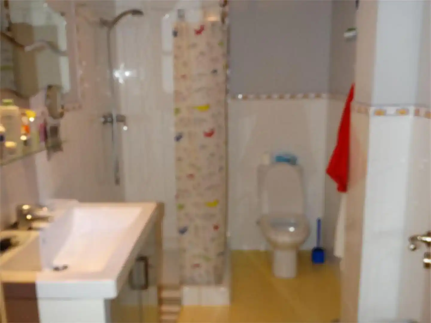 Bathroom of Houses for rent in Trabada  with Private garden, Parquet flooring and Storage room