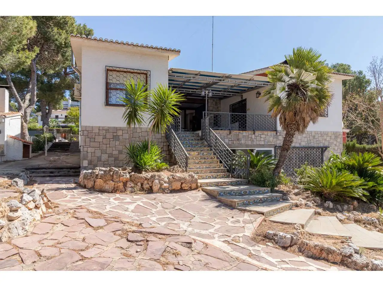 Vista exterior de Casa o chalet en venta en Godelleta con Aire acondicionado, Calefacción y Jardín privado