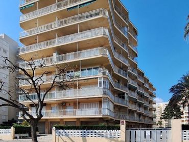 Apartamento con balcón en venta en Carrer de Formentera 5