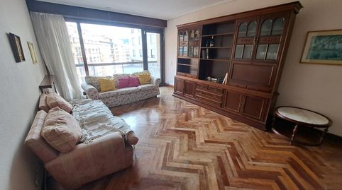 Foto 4 de Pis en venda a Nicolás Alcorta Kalea, Iralabarri, Bilbao