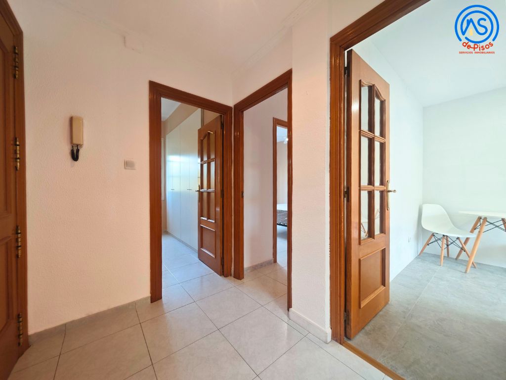 Flat to rent in  Zaragoza Capital  with Air Conditioner, Heating and Furnished