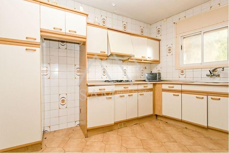 Cuina de Casa o xalet en venda en Marganell amb Calefacció, Jardí privat i Balcó