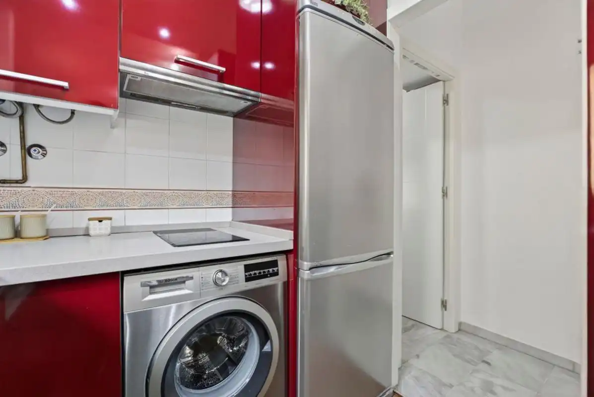 Kitchen of Flat for sale in Sevilla  with Air Conditioner, Heating and Furnished