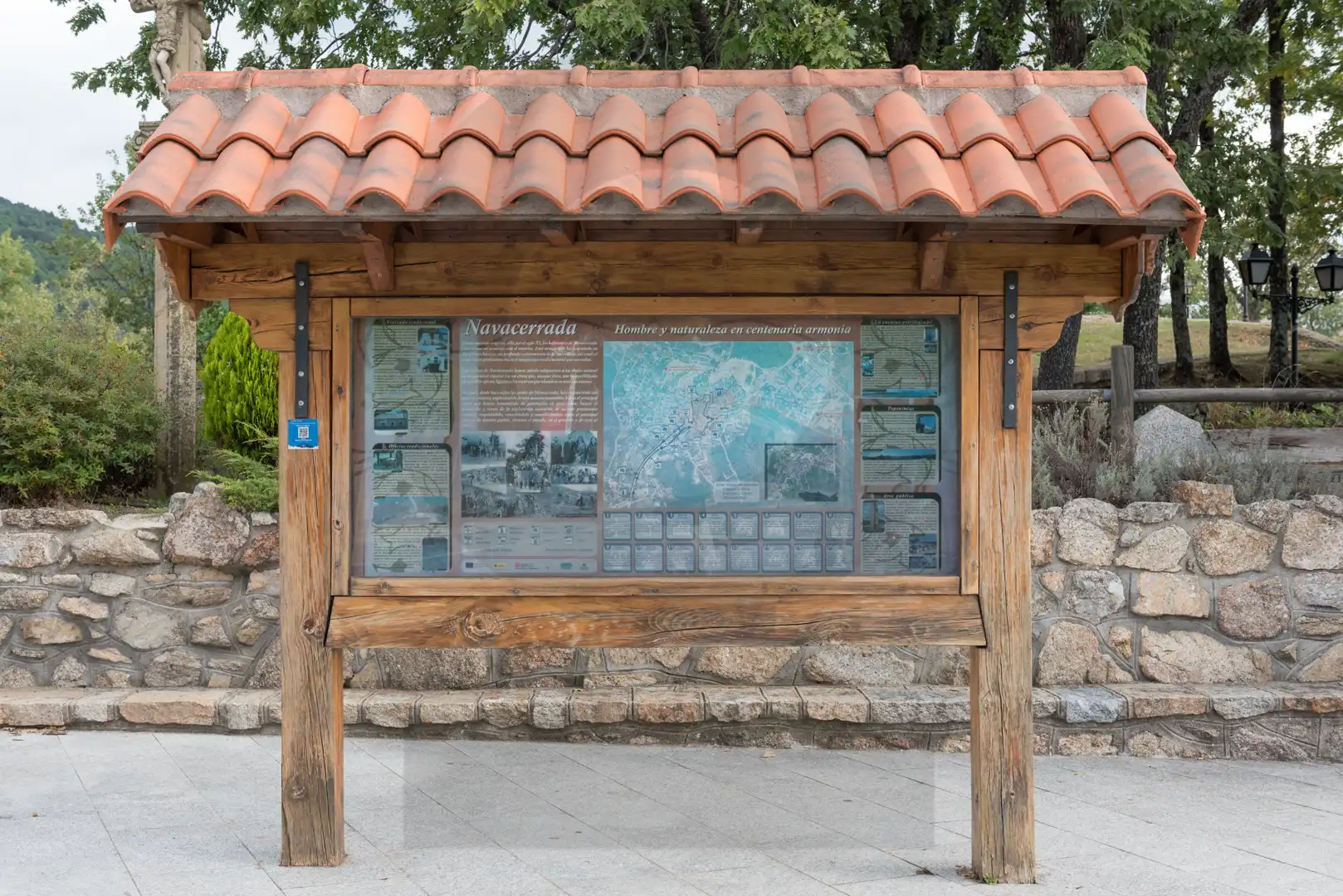 Außenansicht von Wohnung zum Verkauf in Navacerrada mit Heizung, Terrasse und Ofen