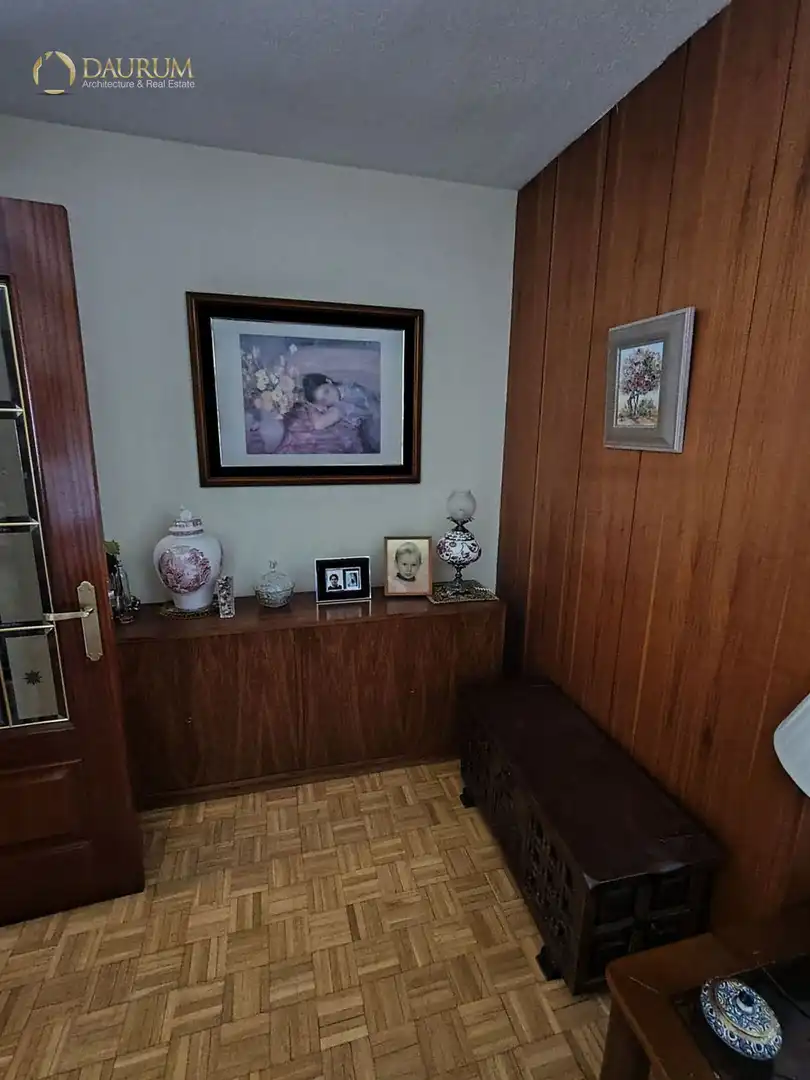 Sala d'estar de Pis en venda en Madrid amb Aire condicionat i Calefacció