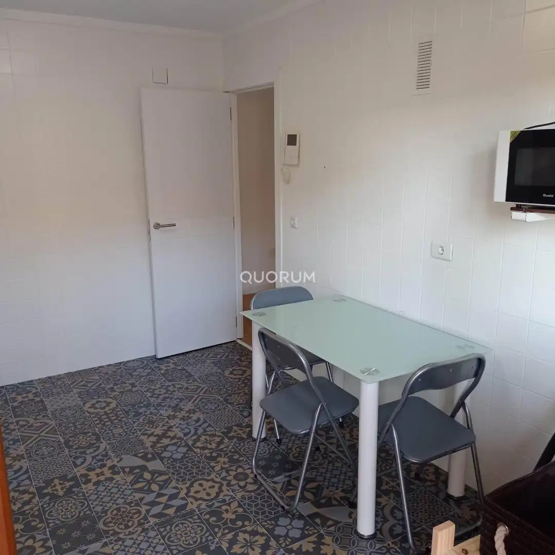 Bedroom of Flat for rent in Leioa  with Heating, Terrace and Furnished