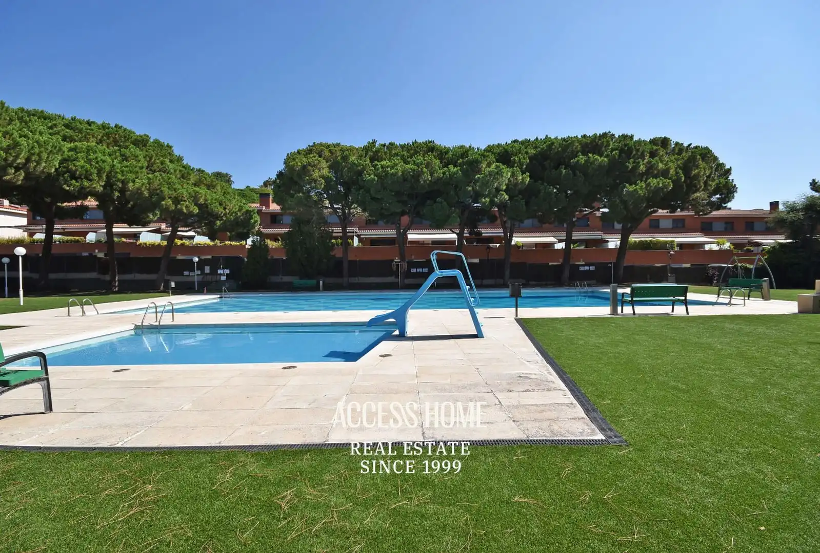 Piscina de Casa adosada en venda en Sant Vicenç de Montalt amb Calefacció, Terrassa i Piscina
