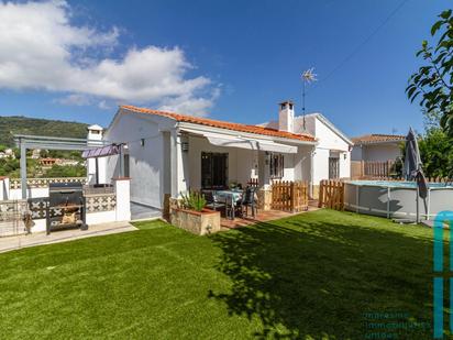 Exterior view of House or chalet for sale in Sant Cebrià de Vallalta  with Heating, Private garden and Terrace