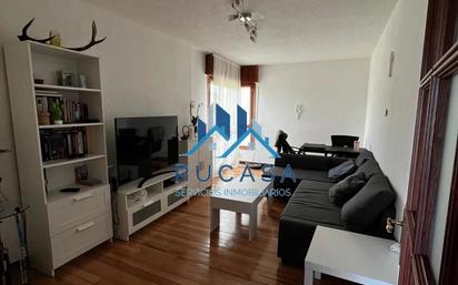 Living room of Flat for sale in Piélagos  with Terrace and Balcony