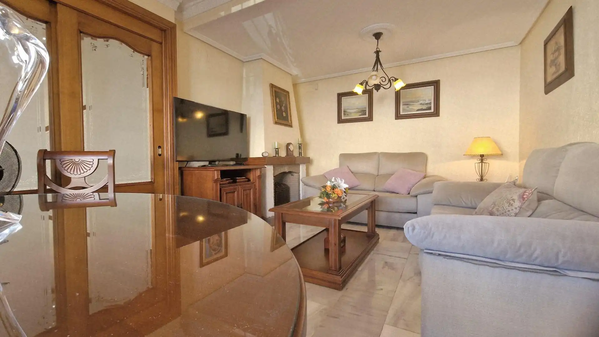 Casa adosada en venta en Calle del Río Darro, Centro