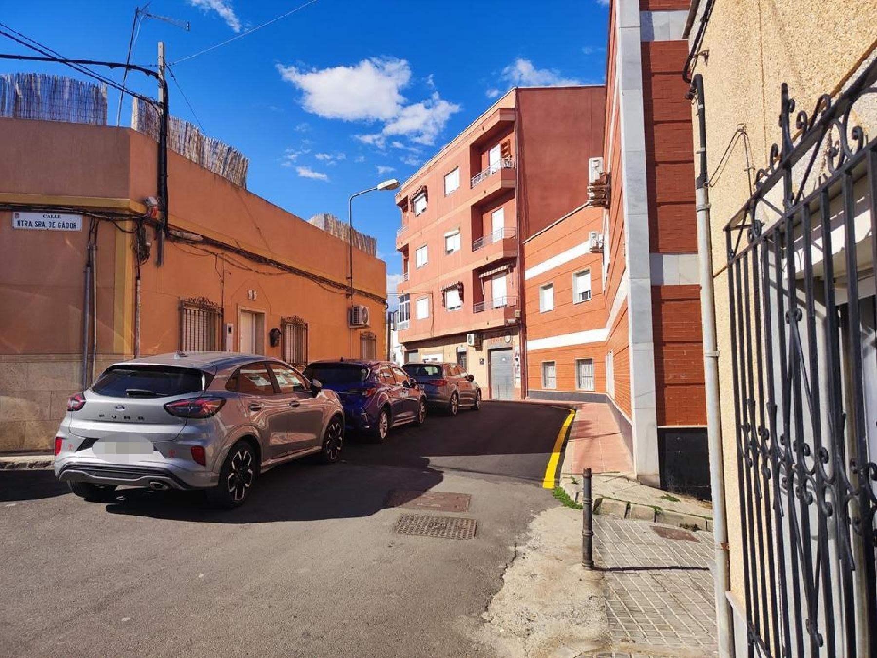 Vista exterior de Casa adosada en venda en  Almería Capital