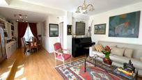 Living room of Flat for sale in  Madrid Capital  with Heating and Terrace
