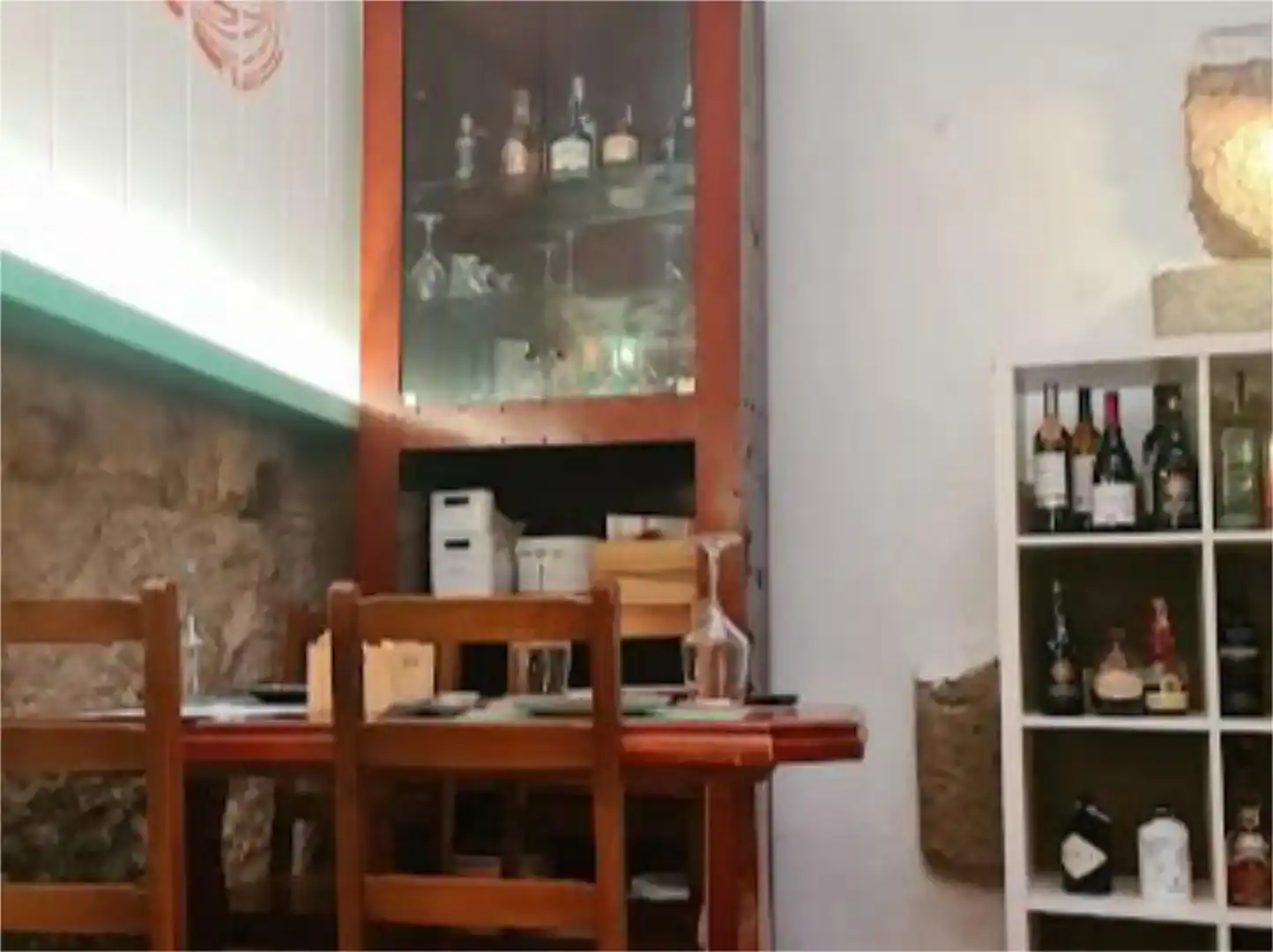 Local de lloguer en Marín amb Moblat