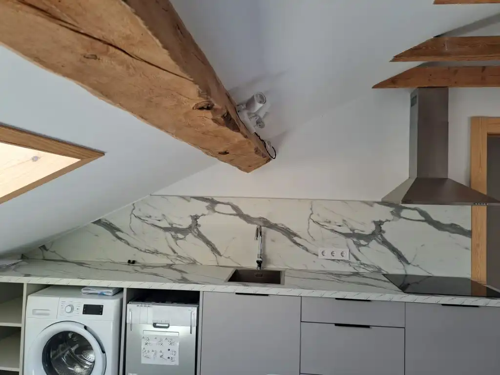 Cuina de Àtic de lloguer en Osséja amb Calefacció, Parquet i Traster