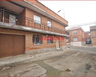 Exterior view of Single-family semi-detached for sale in Quismondo  with Terrace