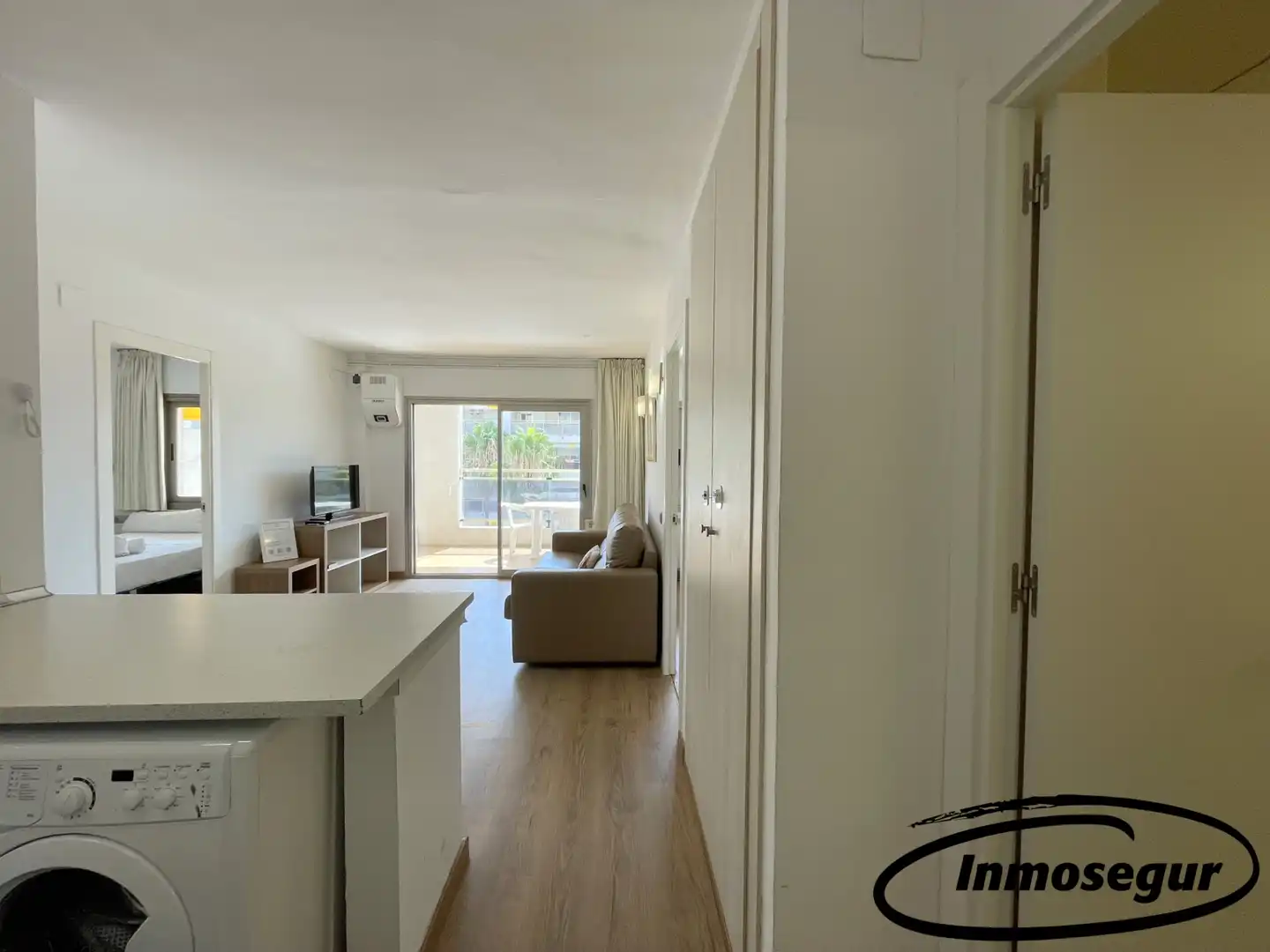 Sala de estar de Apartamento en venta en Salou con Aire acondicionado, Calefacción y Amueblado