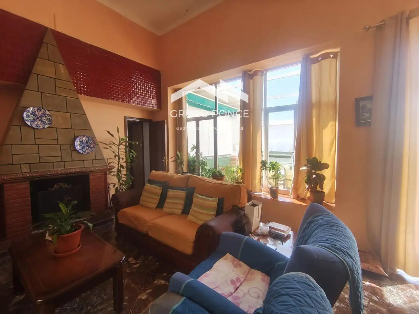 Sala d'estar de Edifici en venda en Puerto Real