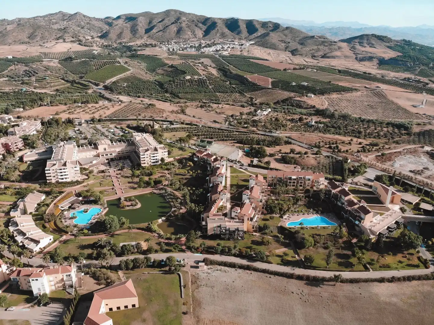 Vista exterior de Àtic en venda en Alhaurín de la Torre amb Aire condicionat, Calefacció i Terrassa