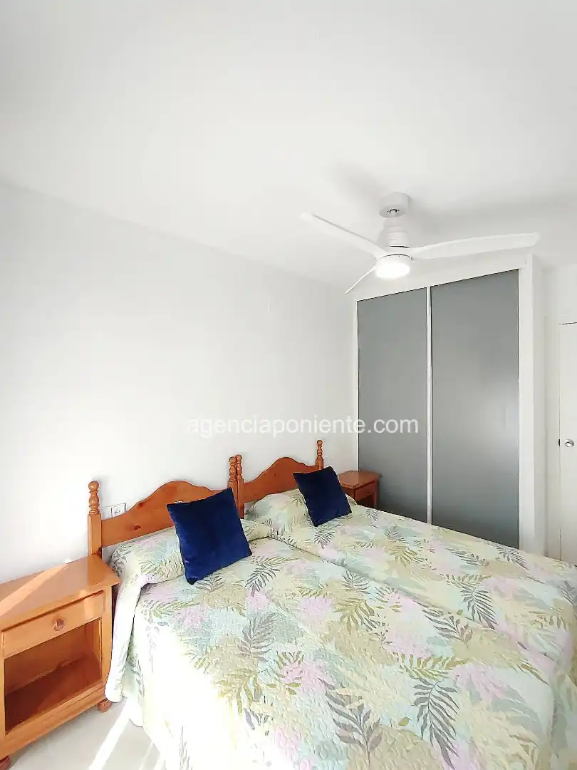 Schlafzimmer von Wohnung zur Miete in Villajoyosa / La Vila Joiosa mit Klimaanlage, Heizung und Terrasse
