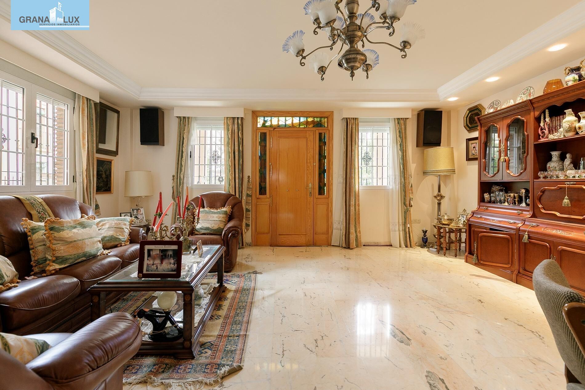 Casa o chalet en venta en  Granada Capital con Calefacción, Jardín privado y Terraza