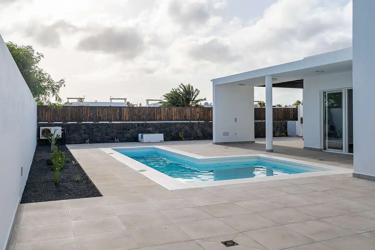 Piscina de Casa o chalet en venta en Yaiza con Jardín privado, Terraza y Piscina