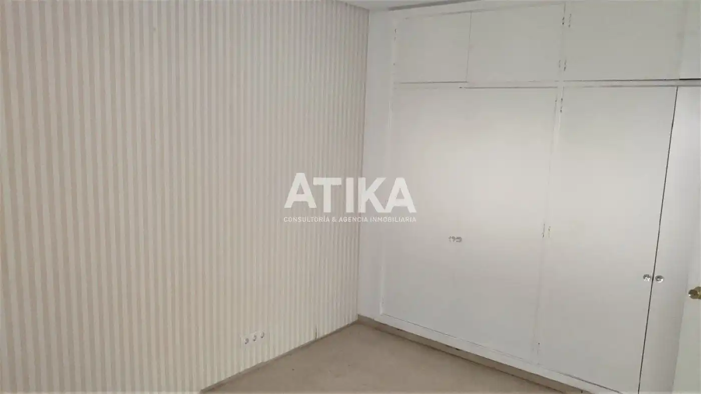 Schlafzimmer von Geschaftsraum zum Verkauf in Ontinyent
