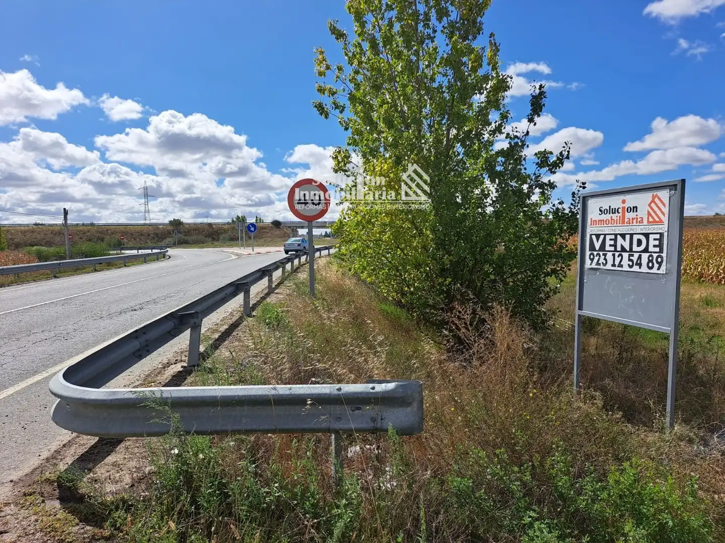 Land for sale in Encinas de Abajo