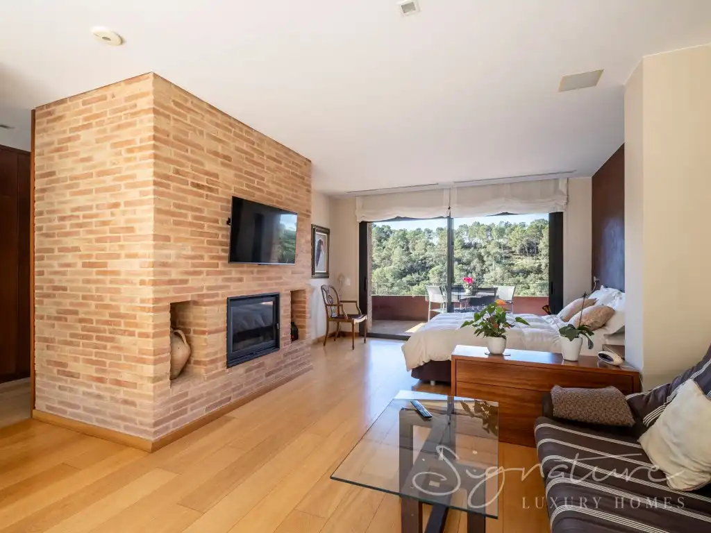 Sala d'estar de Casa o xalet en venda en Sant Cugat del Vallès amb Aire condicionat, Calefacció i Terrassa