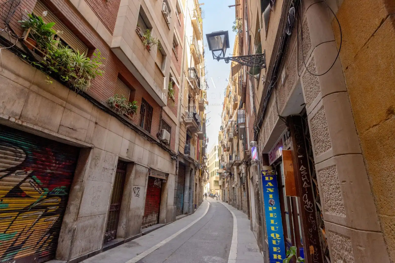 Vista exterior de Piso en venta en Barcelona con Aire acondicionado, Calefacción y Amueblado