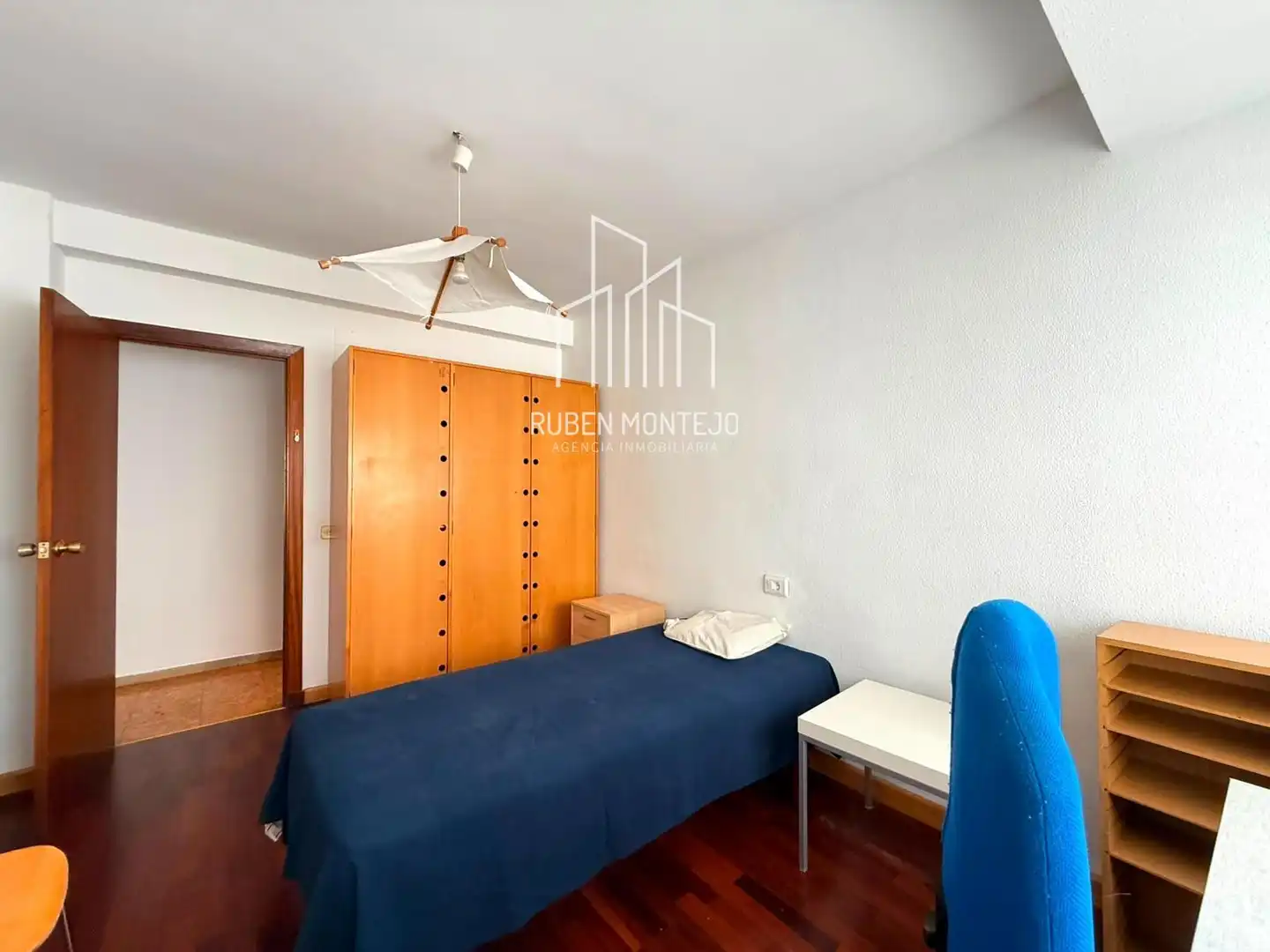 Schlafzimmer von Wohnung zur Miete in Salamanca mit Heizung, Terrasse und Möbliert
