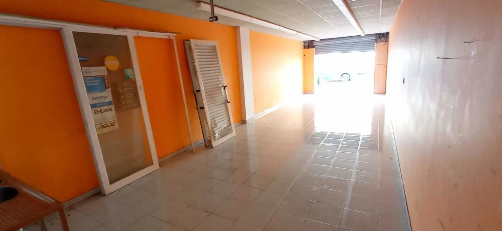 Garatge en venda a C/ Doctor Tarrés , La Balconada - Cal Gravat