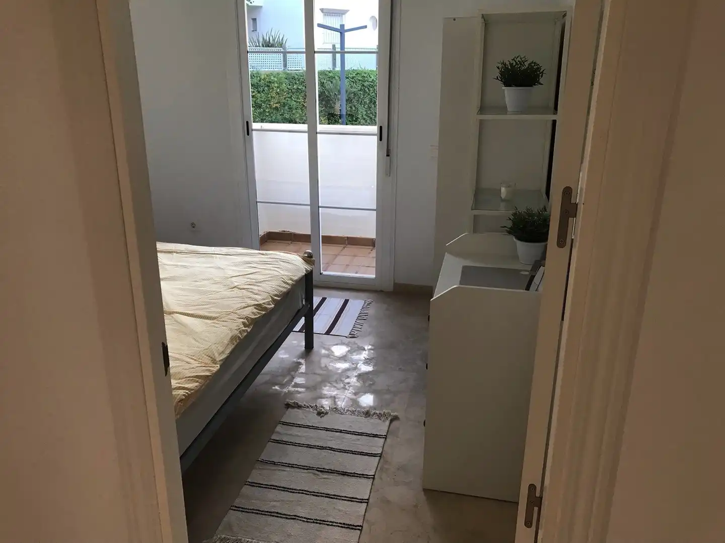 Schlafzimmer von Wohnungen zum Verkauf in Manilva mit Klimaanlage, Terrasse und Abstellraum