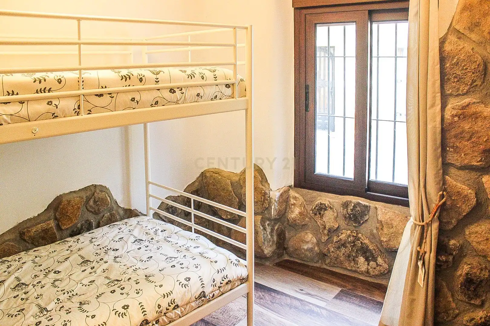 Dormitori de Casa o xalet en venda en Casas de Don Pedro amb Traster i Piscina