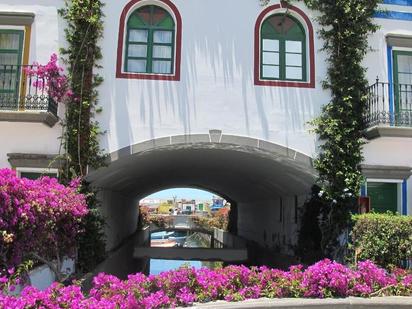 Vista exterior de Casa o xalet en venda en Mogán amb Terrassa i Balcó