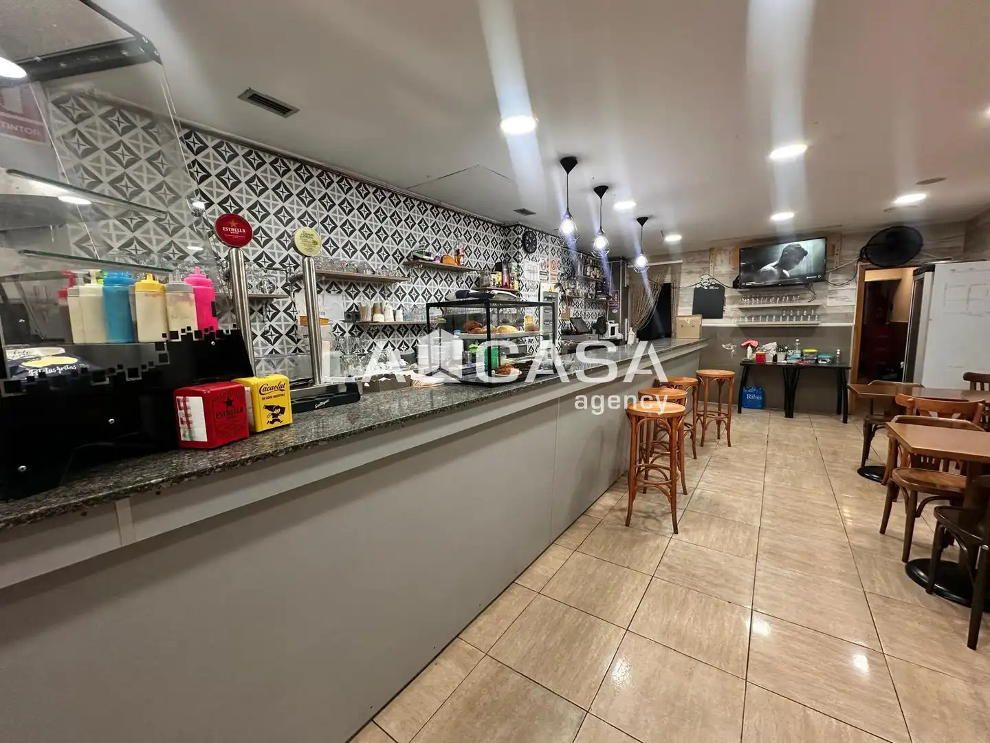 Locale commerciale in cessione a Canovelles, imagen 3