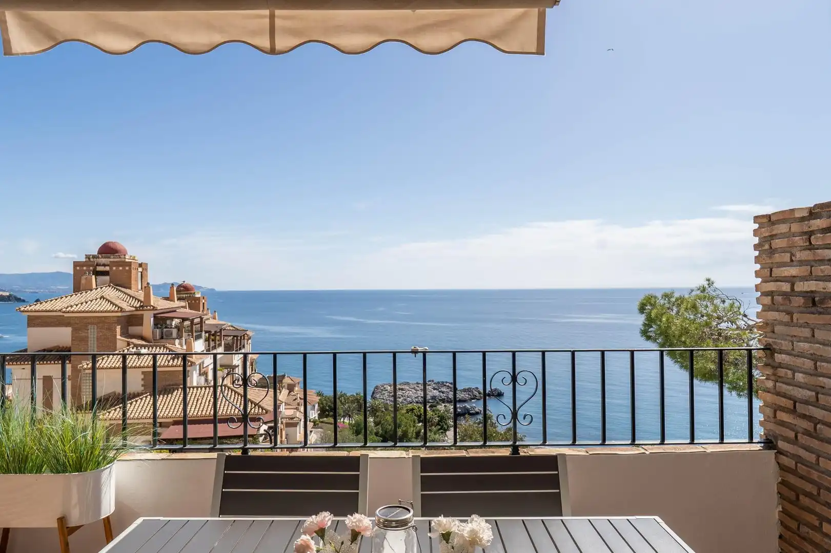 Terraza de Apartamento en venta en Almuñécar con Jardín privado, Terraza y Piscina comunitaria