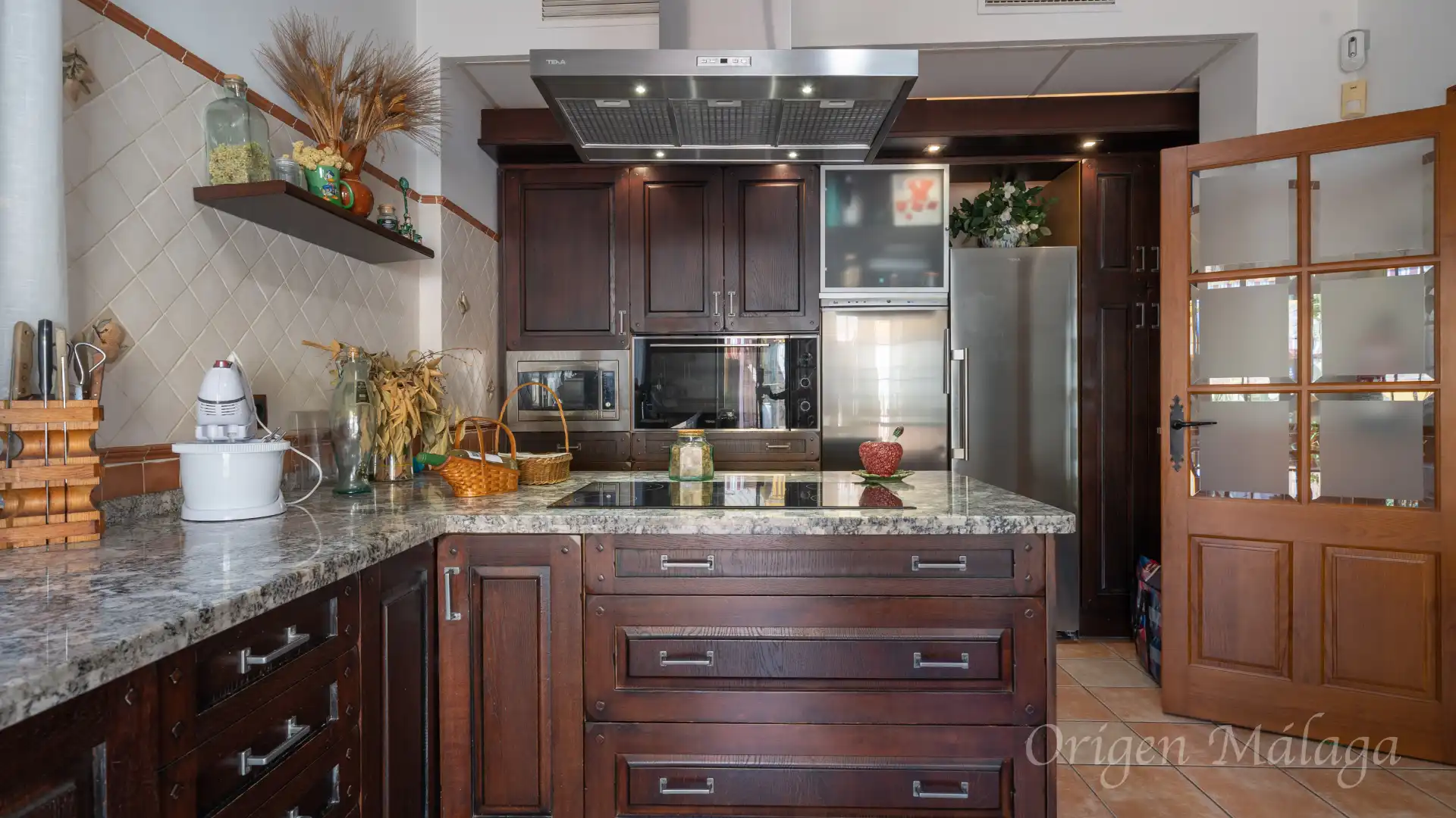 Cocina de Casa o chalet en venta en Alhaurín de la Torre con Aire acondicionado, Calefacción y Jardín privado