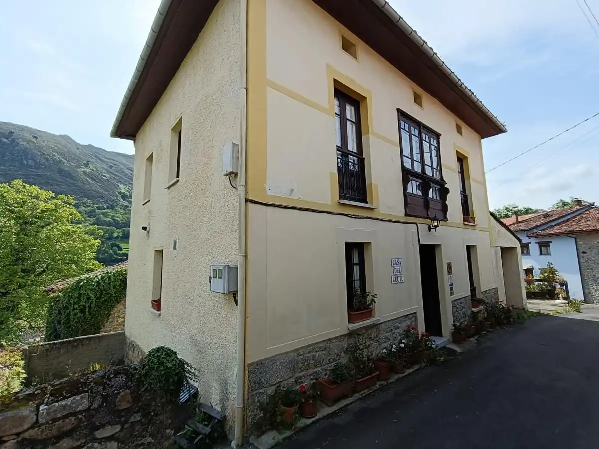 Vista exterior de Casa o chalet en venta en Llanes con Calefacción, Terraza y Trastero
