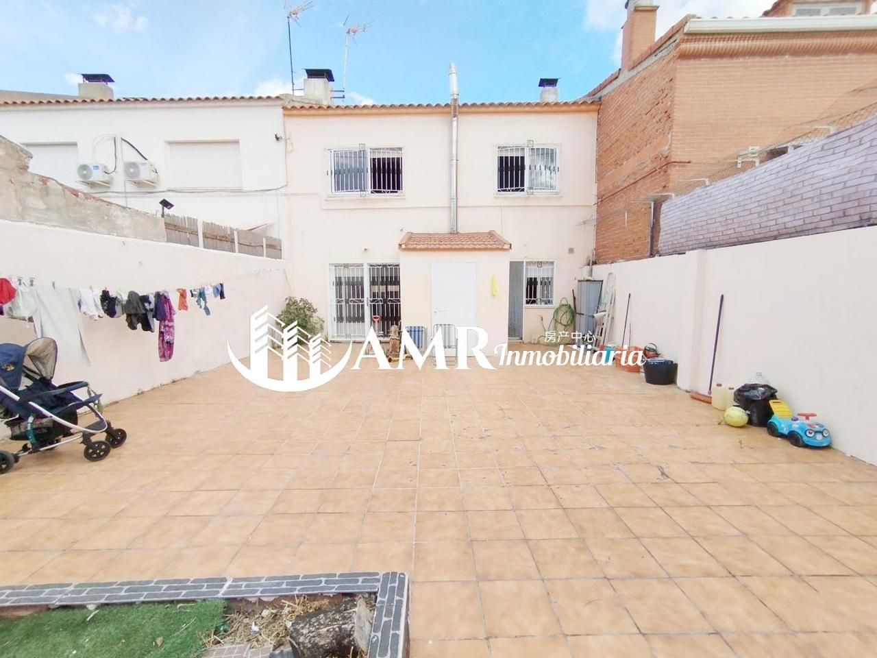 Single-family semi-detached for sale
